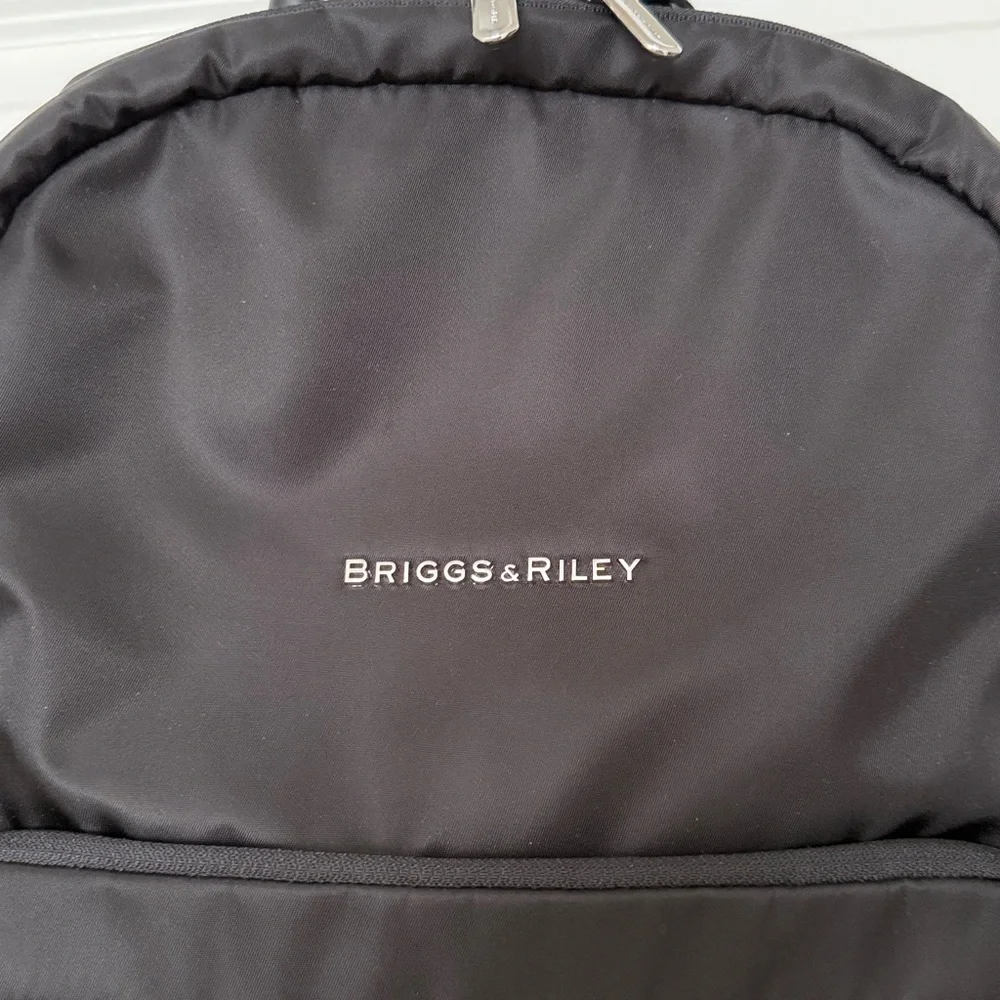 Briggs & Riley Rhapsody Essential Backpack - Picture 2 of 11